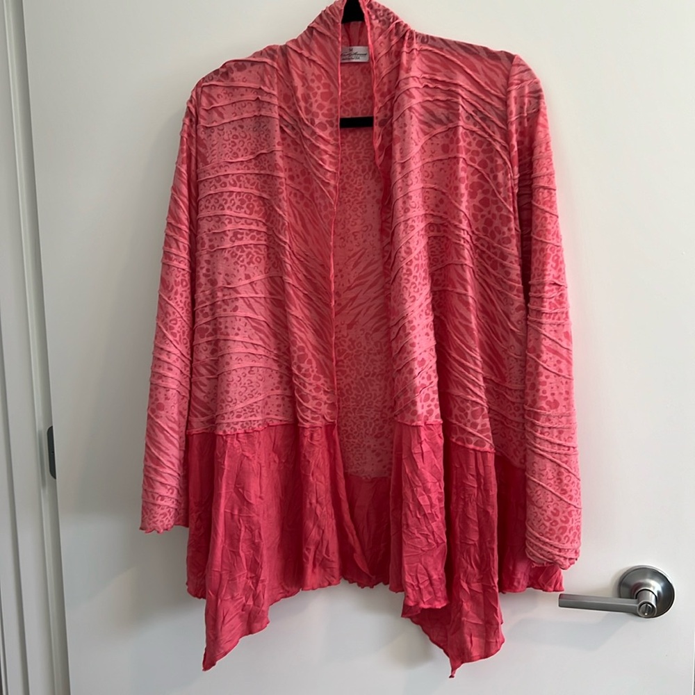 EUC Vine Street, lightweight Cardigan w/Exposed Seams, Flowy, Size M, coral